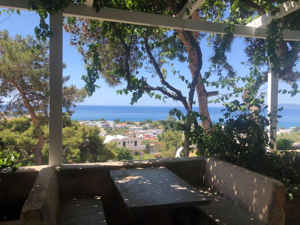 Hotel Karpathios Pefkos Pefki
